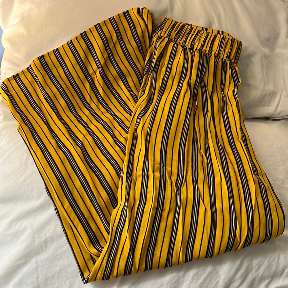 Hollister Pants